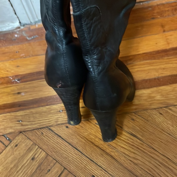 Blk high leather boots - used - Picture 6 of 10